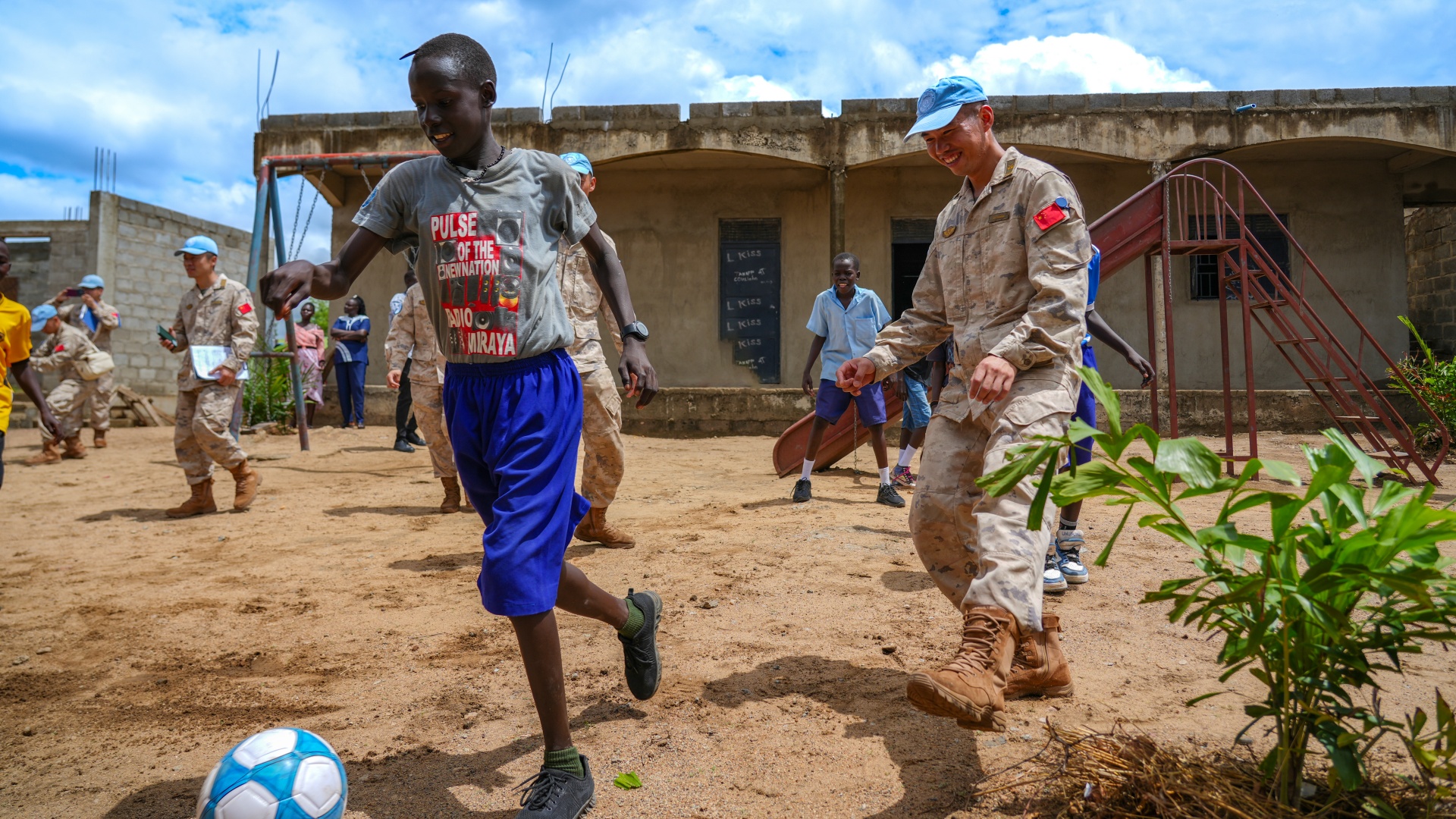 Chinese Peacekeepers Conduct Humanitarian Assistance Activities in South Sudan