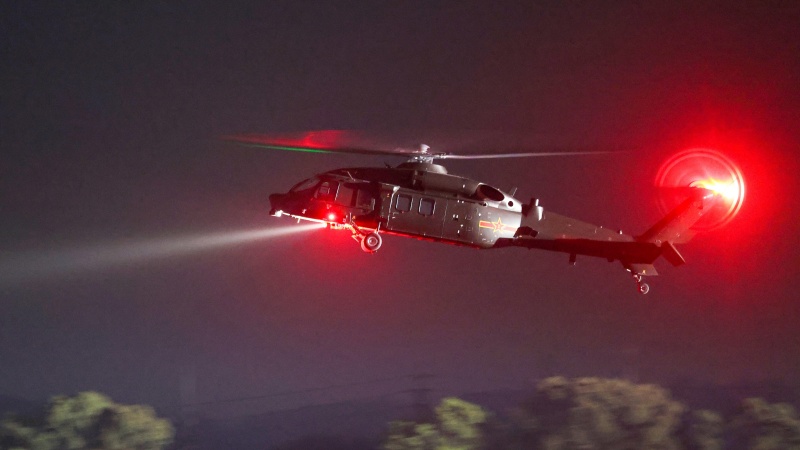 Round-the-clock flight training 