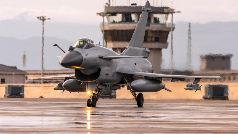J-10 fighter jet soars into sky