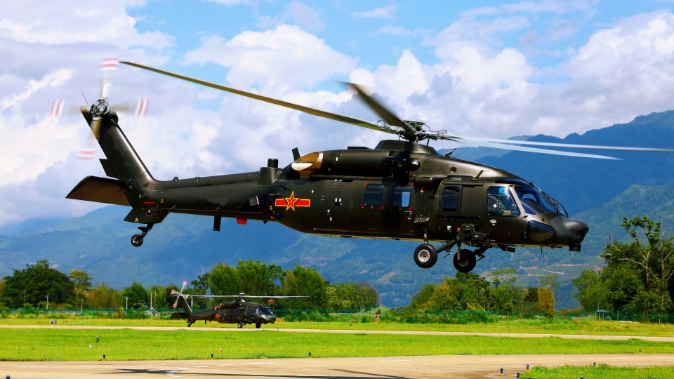 Z-20 utility helicopters in multi-subject training