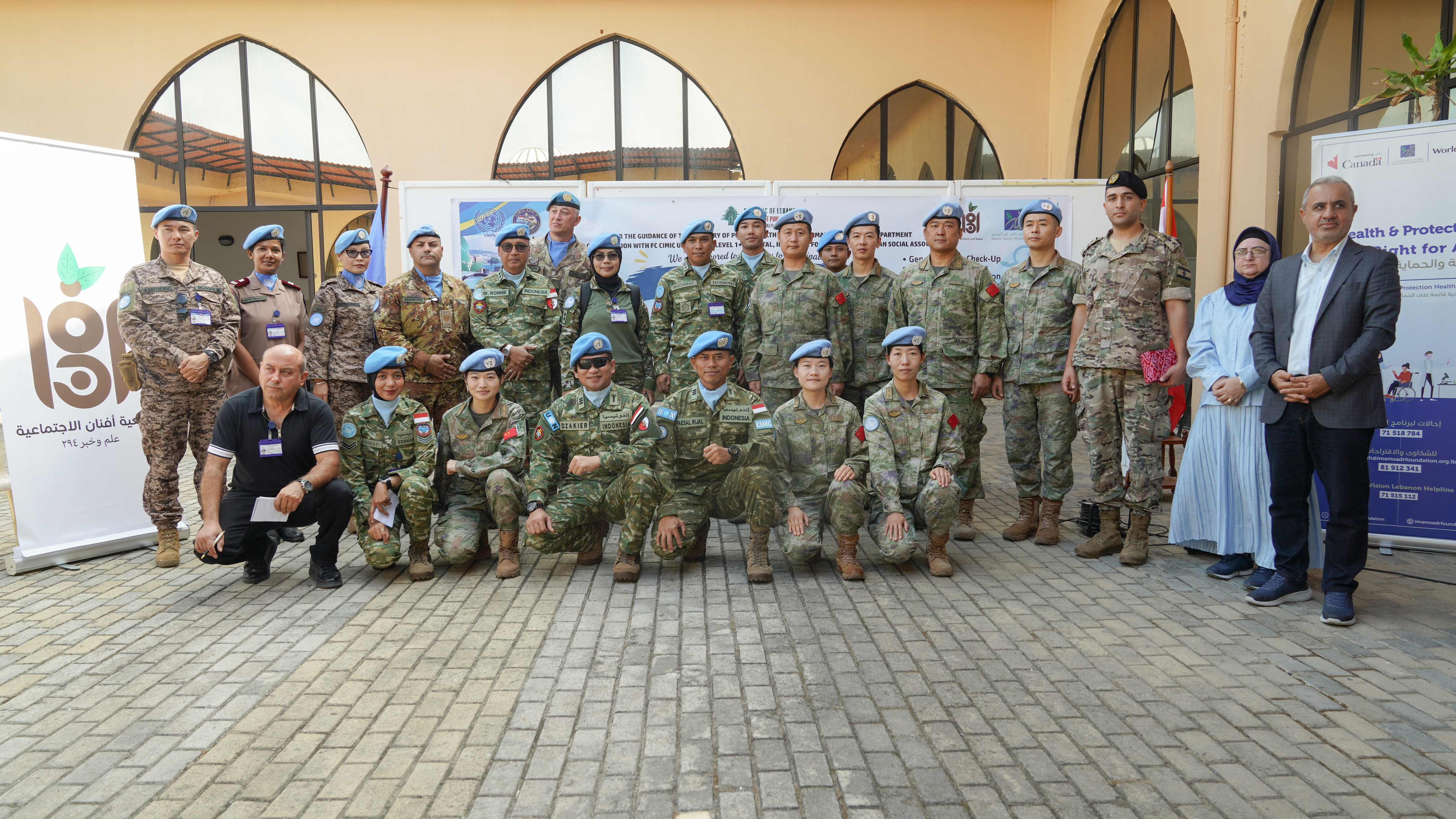 Chinese Peacekeeping Contingent to UNIFIL participates in joint free medical service, donates food supplies to local residents