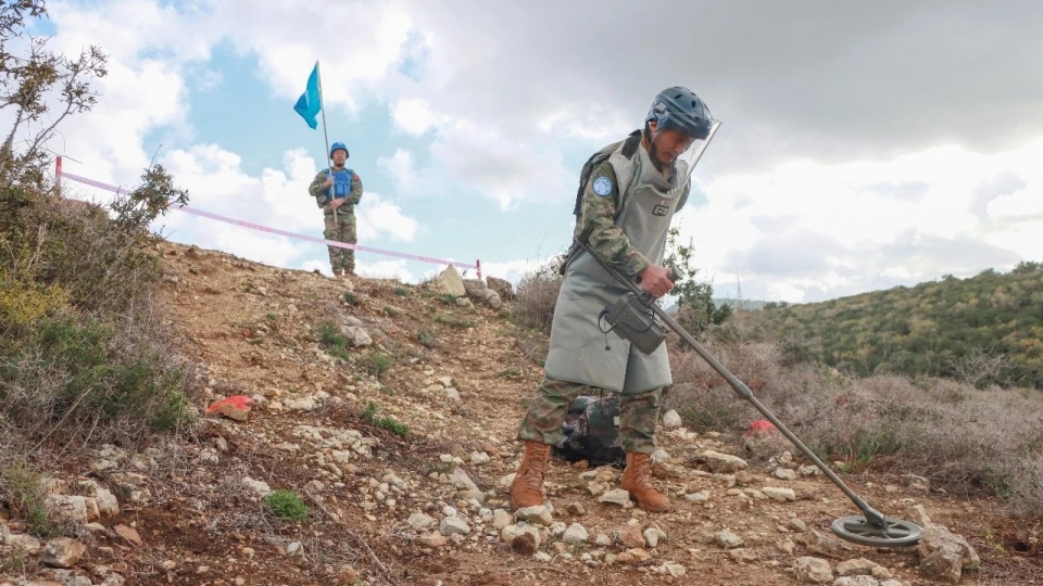 Chinese peacekeepers to Lebanon complete blue barrels maintenance task