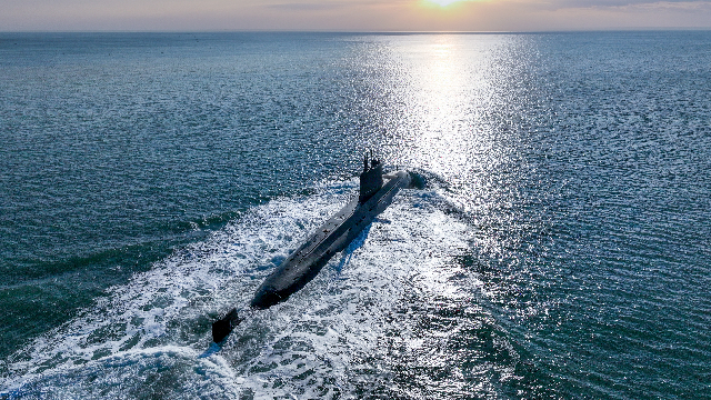 Submarine Steams in the Sea