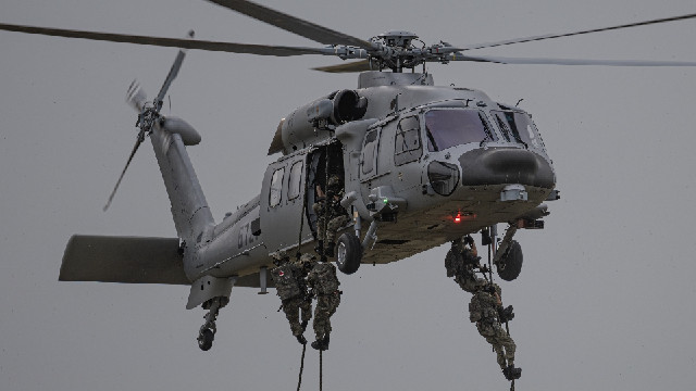 Special operations soldiers shine in Changchun Air Show
